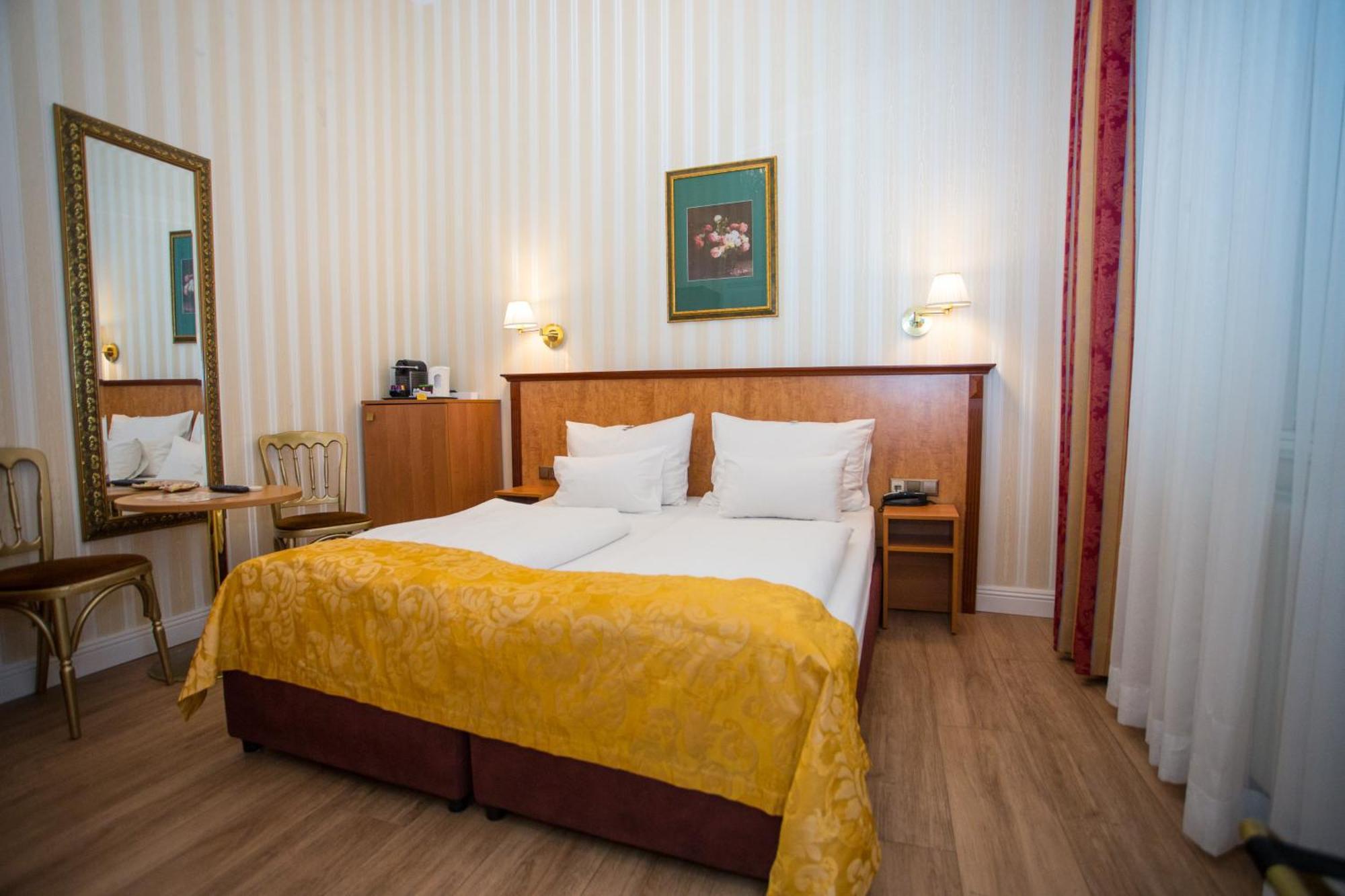 Opera Am Operneck Self Check In Apartment Виена Екстериор снимка
