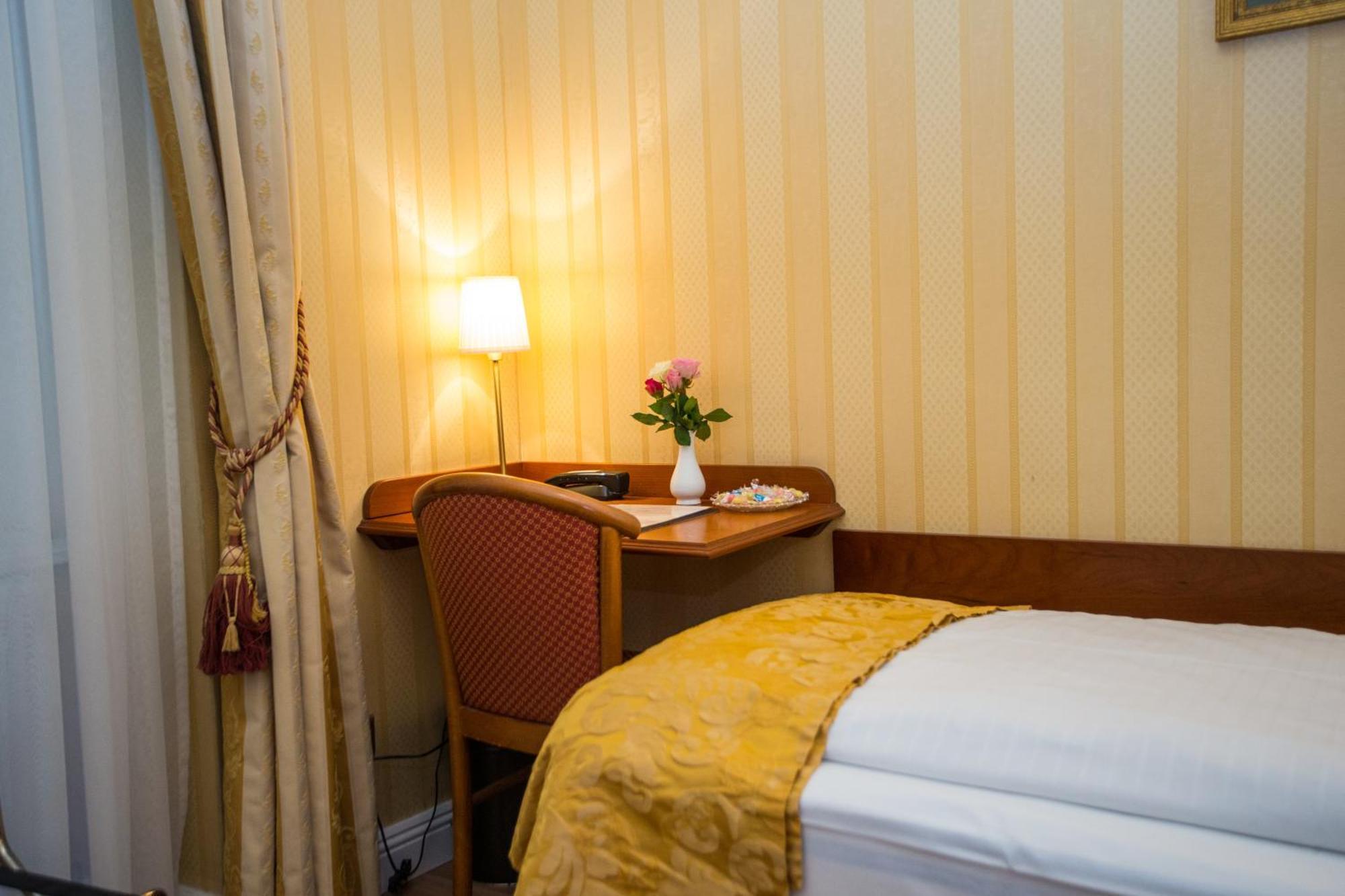 Opera Am Operneck Self Check In Apartment Виена Екстериор снимка